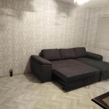 Apartman повеляново *